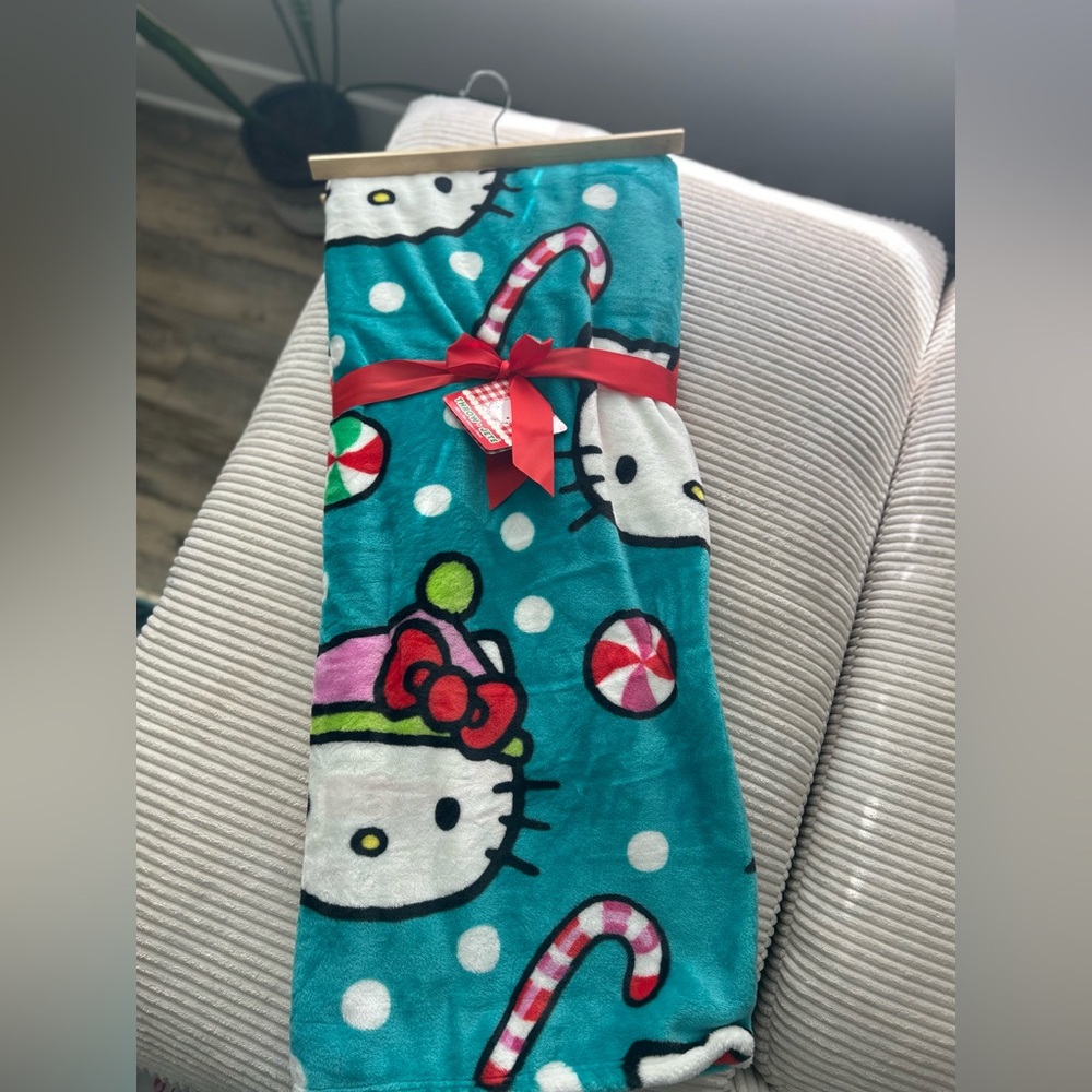 Hello Kitty Christmas Peppermint Blanket